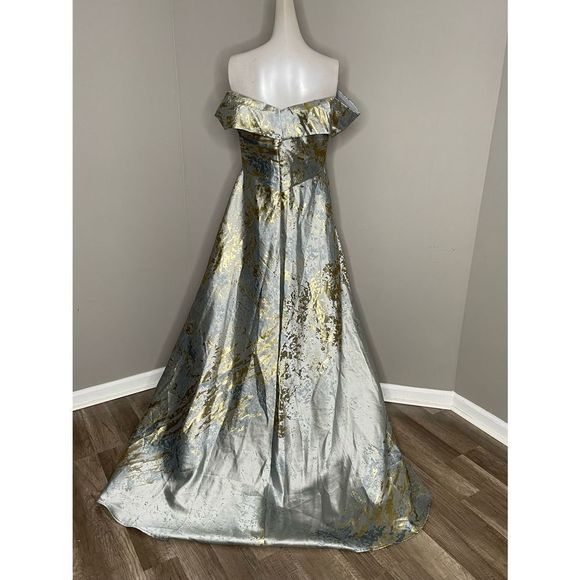 Rene Ruiz Collection Metallic Off-the-Shoulder Gown US 4 $1795 - Picture 6 of 8